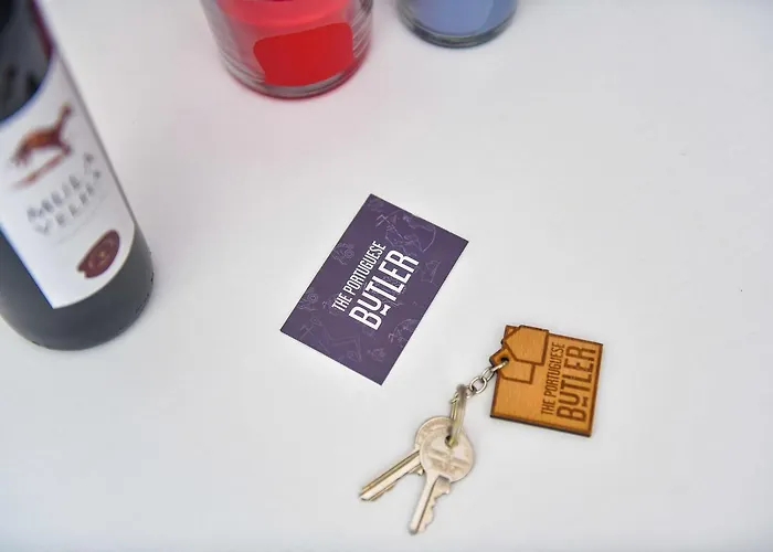 & Business By The Portuguese Butler 아파트